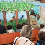Teatro com fantoches leva lições sobre o meio ambiente para os alunos da Rede Municipal de Itapema