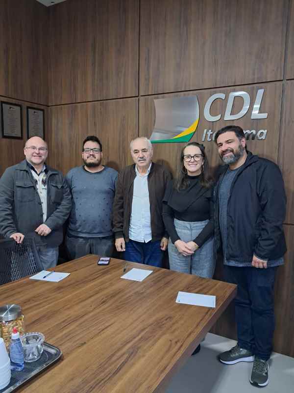Prefeitura de Itapema fortalece diálogo com a CDL e reforça compromisso com o comércio local