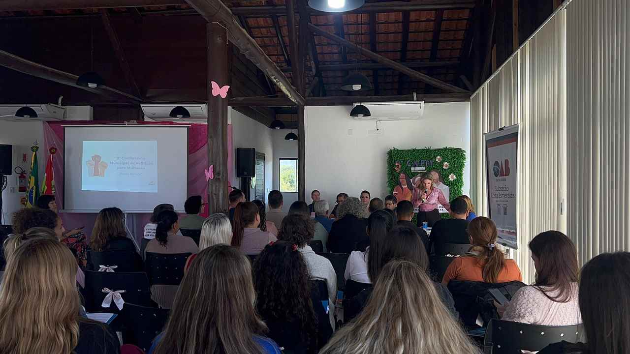 Conferência Municipal da Mulher define propostas e elege delegadas em Porto Belo