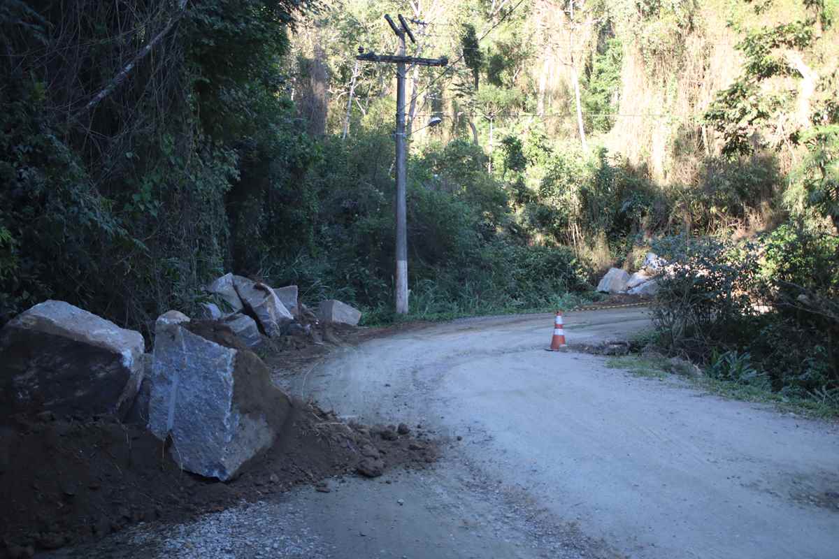 Governo de Porto Belo inicia obra de contenção no bairro Araçá