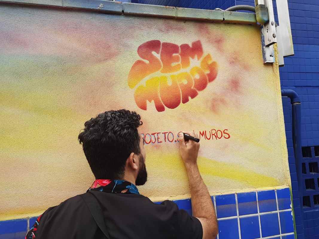 Inauguração do mural "O Ciclo da Água" marca momento especial na EMEB Educar