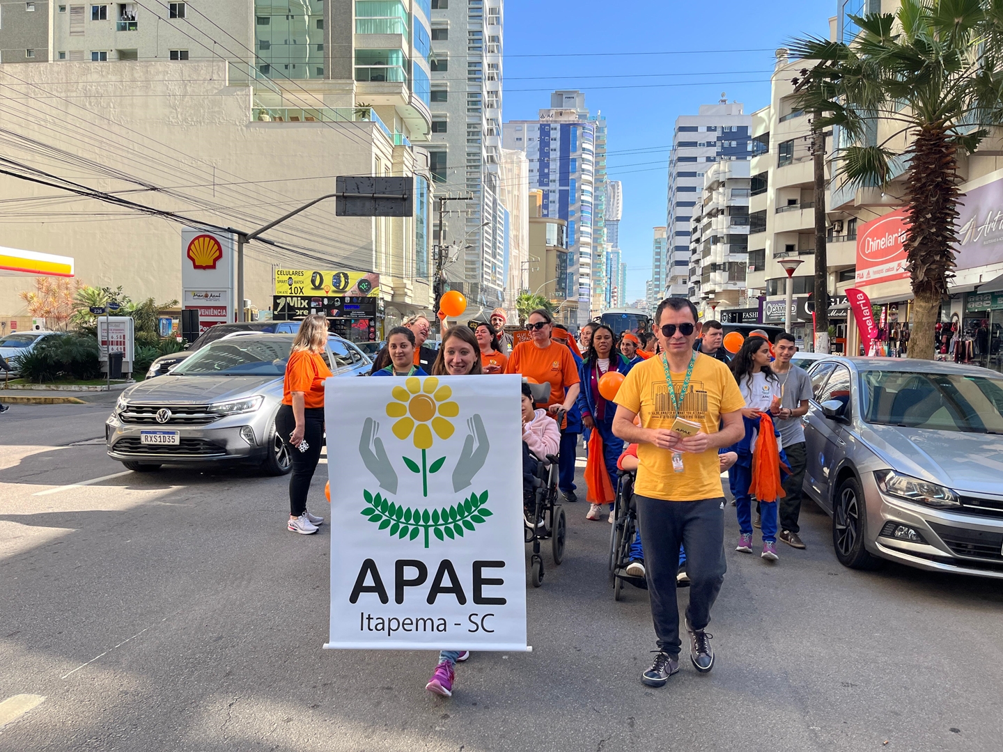 Caminhada Inclusiva marca início da Semana Nacional da Pessoa com Deficiência em Itapema