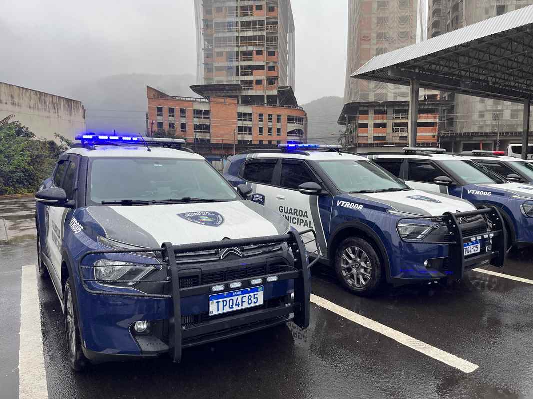 Fiscalização da GM de Itapema aborda mais de 50 veículos e identifica irregularidades no trânsito