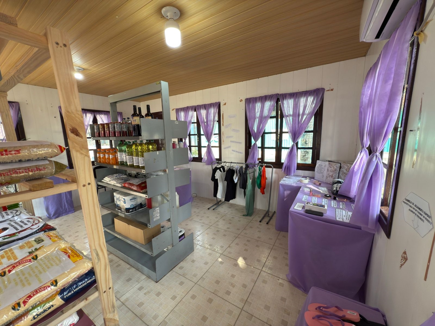 Loja da Inconveniência transforma objetos comuns em alerta contra a violência