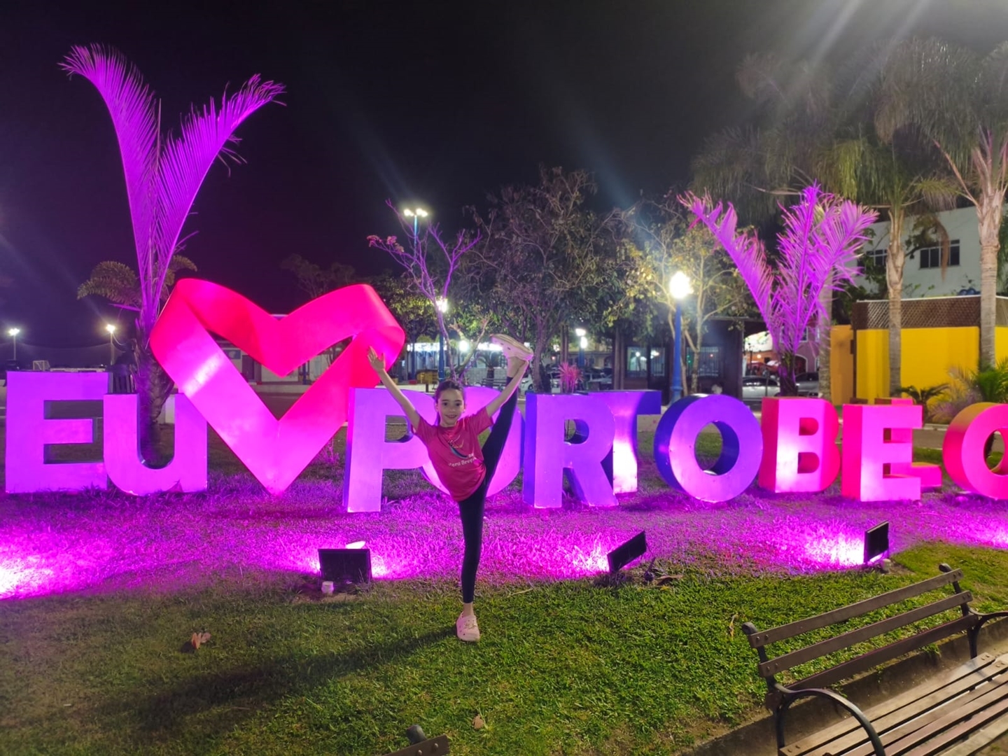 Bailarina de Porto Belo é selecionada para a Escola do Teatro Bolshoi em Joinville