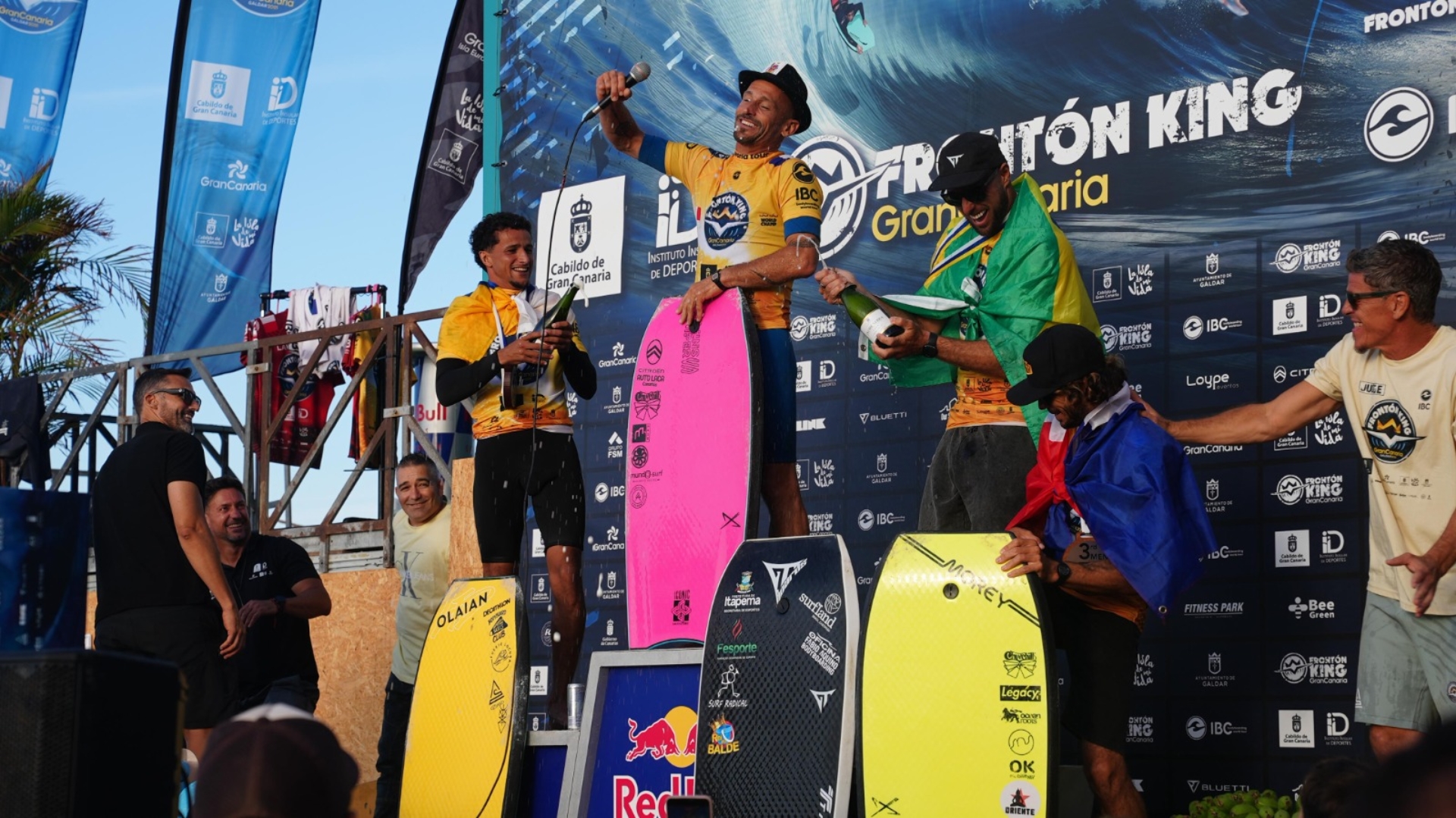 Itapemense Éder Luciano conquista o 3º lugar na etapa final do Circuito Mundial de Bodyboard nas Ilhas Canárias