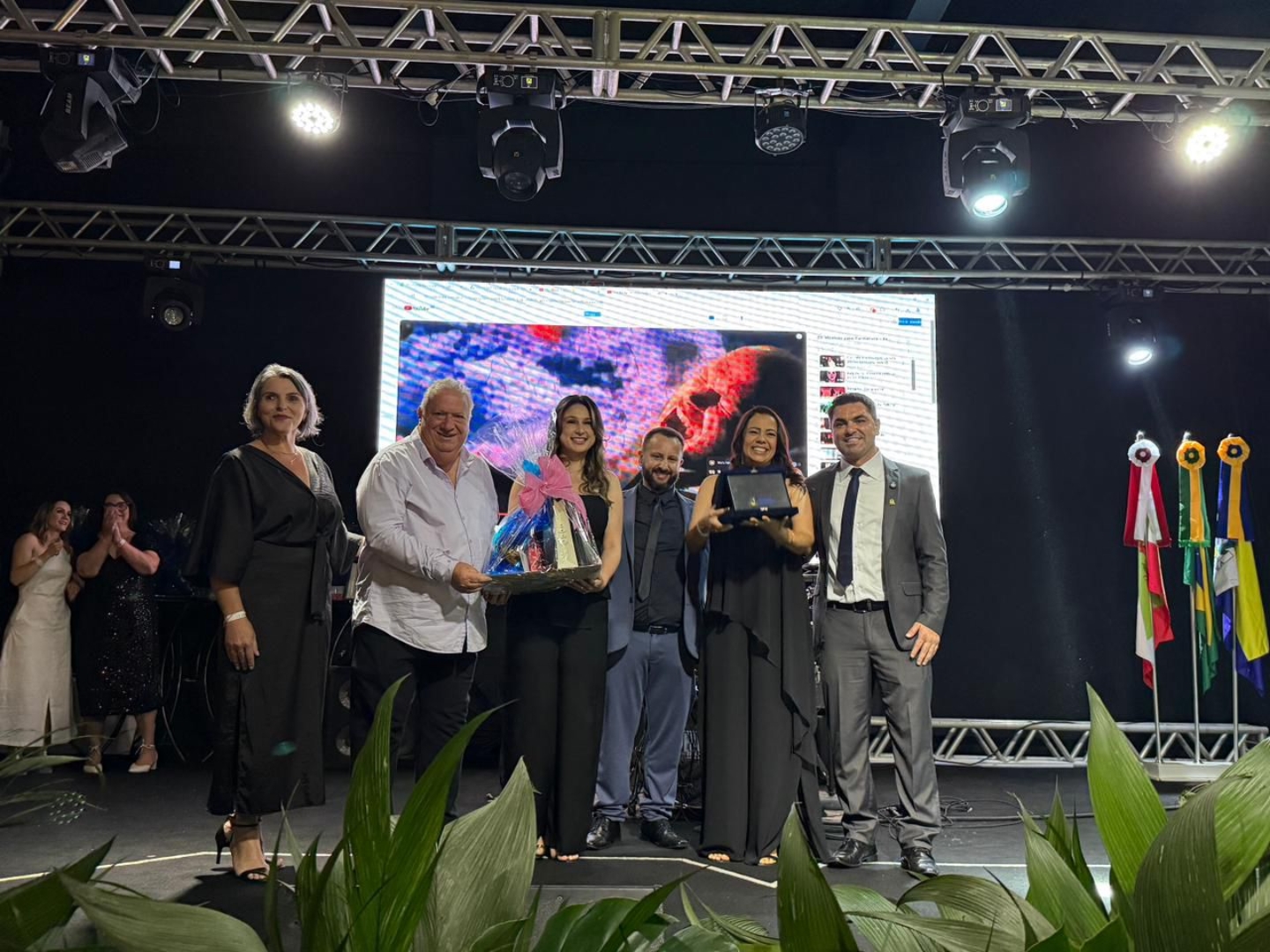 Vencedores do Concurso Professor Destaque 2025 são premiados em cerimônia especial