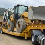 Itapema envia caminhões e retroescavadeiras para reforçar recuperação de Luiz Alves após fortes chuvas