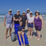 Banho de mar com inclusão e acessibilidade: Projeto “Vida na Praia” retorna a Itapema (SC) em dezembro
