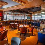 Hard Rock Cafe Itapema, primeira unidade da marca “dentro da água” abriu ao público nesta segunda-feira