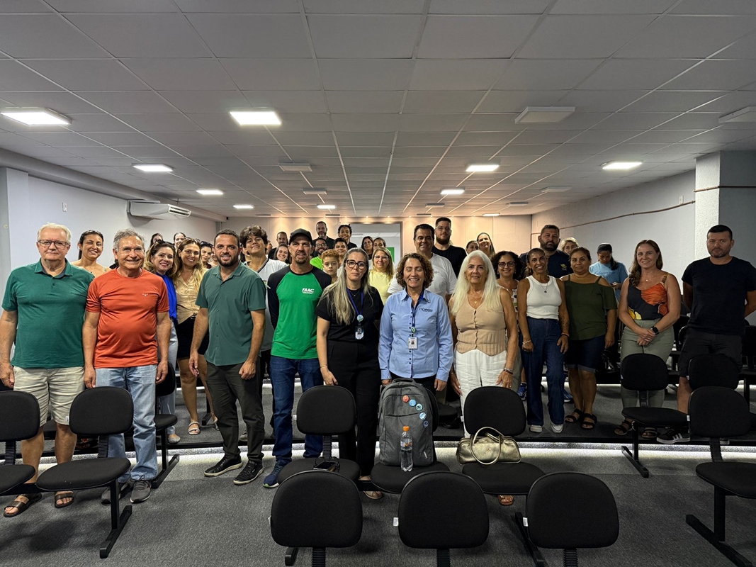 Semana da Água começa com palestra sobre Ecobarreiras e preservação dos rios