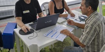 Assistência Social e SINE promovem feira de emprego em Porto Belo