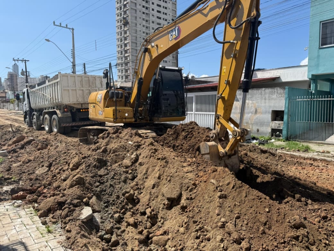 Avança Itapema amplia drenagem e manutenção viária