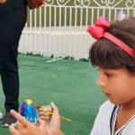 Oficinas da Páscoa de Itapema encantam crianças e movimentam a Praça da Paz