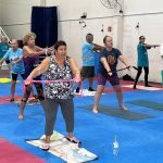 Aulas de pilates conquistam moradores em Itapema