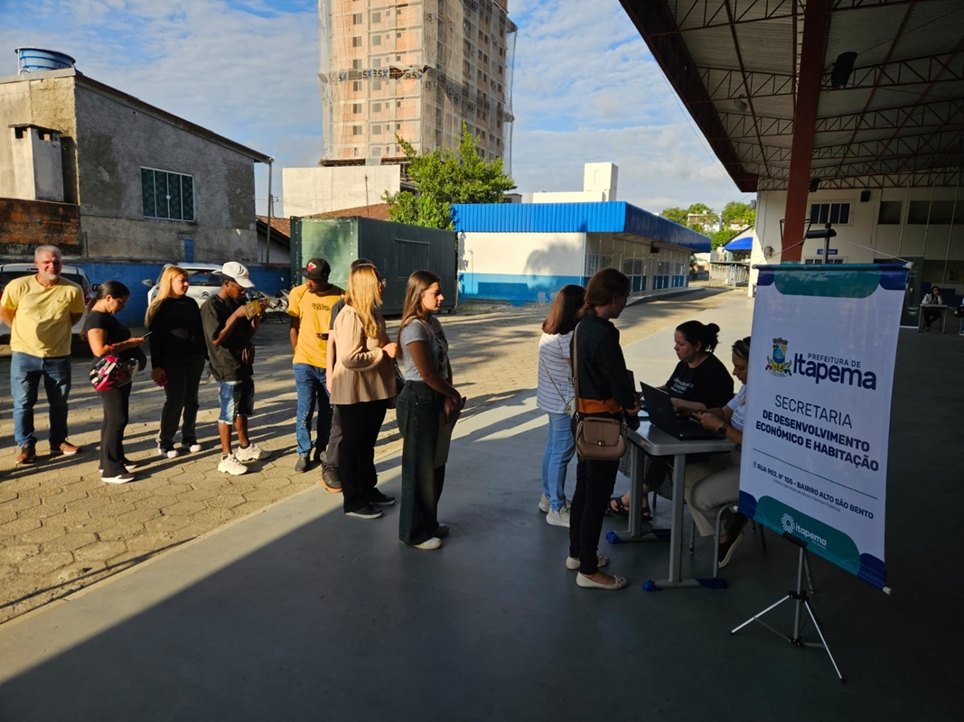 Emprega + Itapema chega ao Morretes com 300 encaminhamentos e contratações na hora