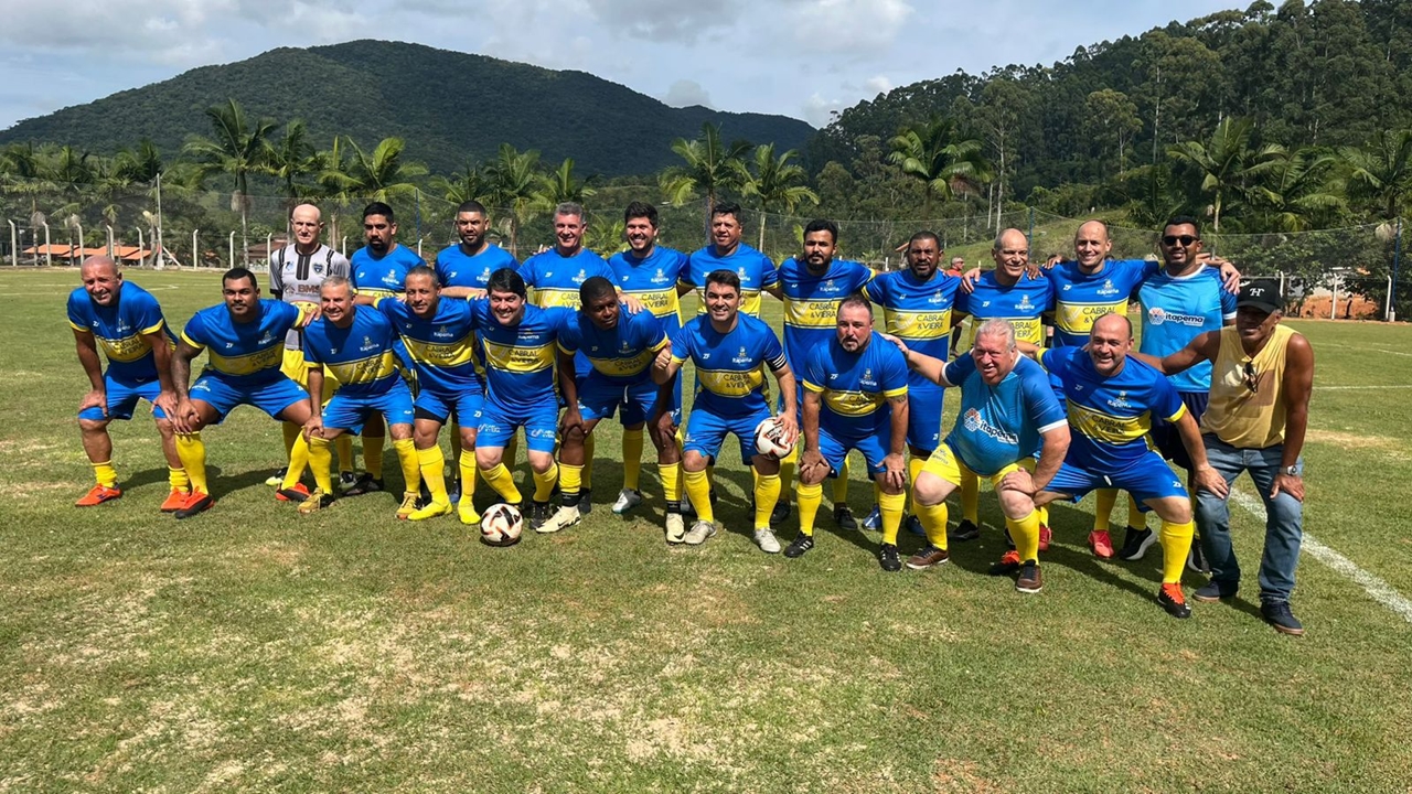 Itapema inaugura campo revitalizado no Sertão do Trombudo no dia do aniversário