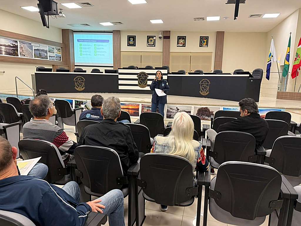 Proposta de implantação da Zona Azul em Itapema é apresentada em audiência