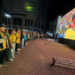 Torcida lota Praça da Paz em Itapema para estreia do Brasil na Copa do Mundo