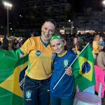 Torcida lota Praça da Paz em Itapema para estreia do Brasil na Copa do Mundo