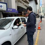 Blitz educativa na Praça da Paz reforça a prevenção de acidentes e o cuidado com a vida